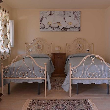 Bed and Breakfast La Locanda Francigena Лукка Экстерьер фото