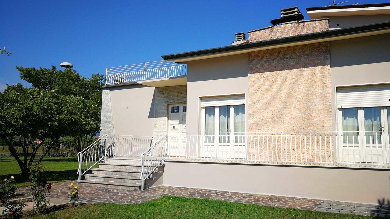 Bed and Breakfast La Locanda Francigena Лукка Экстерьер фото